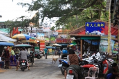 Marktgeschehen an der Strandpromenade